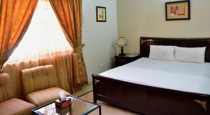 Luxury Inn Karachi Exterior photo